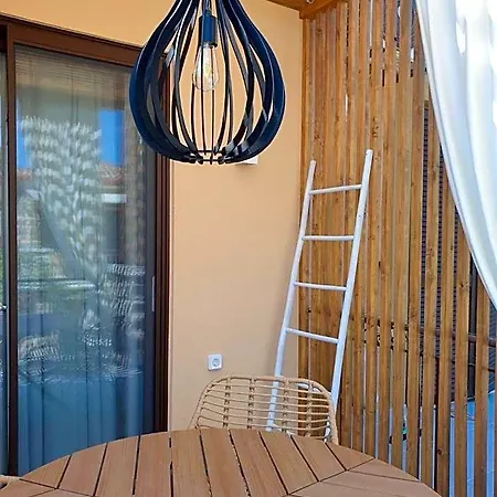 מלון Vista Al Mare Luxury